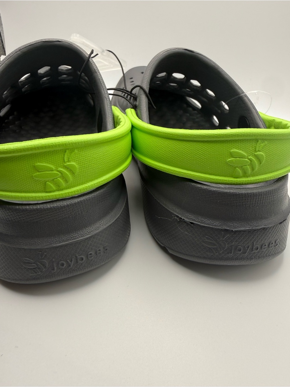 Joybees Crocs Kids Gray Clogs with Bright Green Heel Strap - Picture 6 of 14